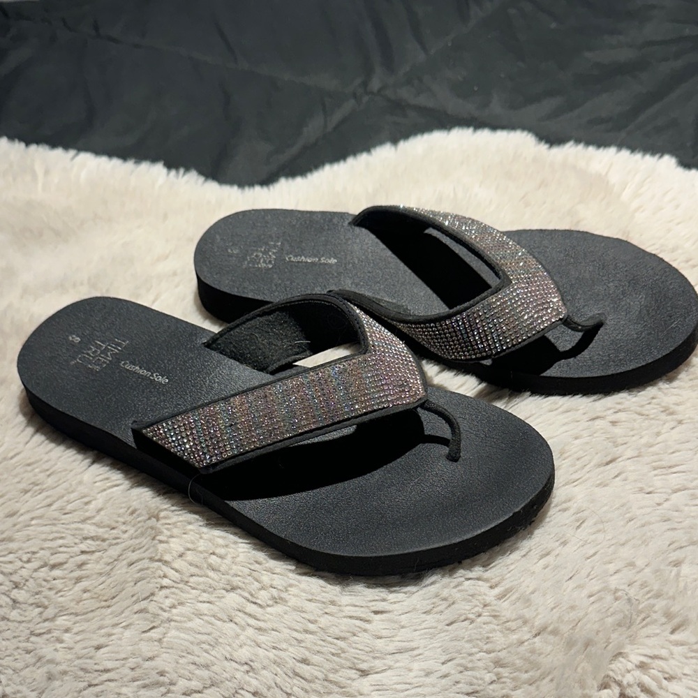 Time and Tru Black Rhinestone Sandals